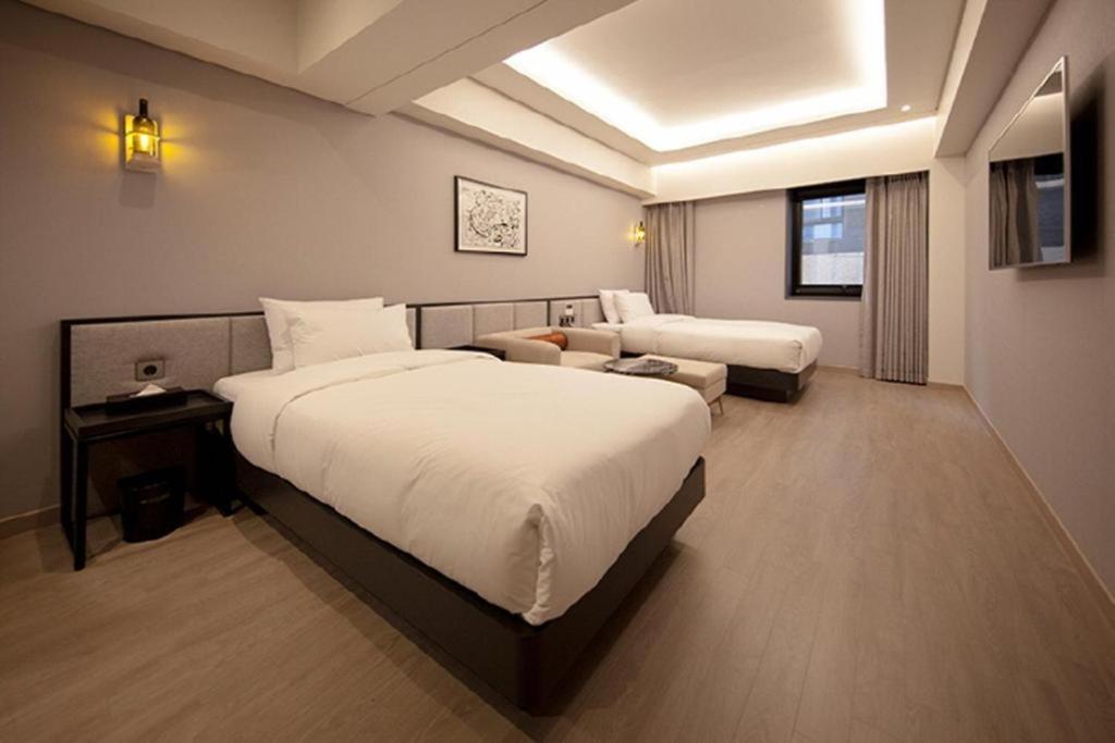 Hound Hotel Yeonsan Busan Ngoại thất bức ảnh
