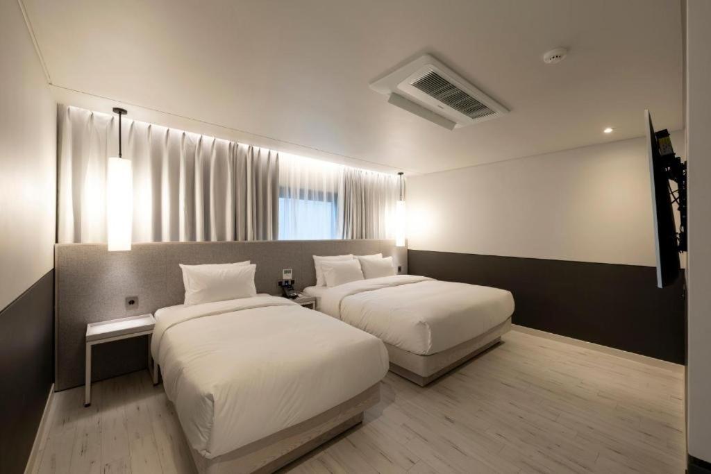 Hound Hotel Yeonsan Busan Ngoại thất bức ảnh