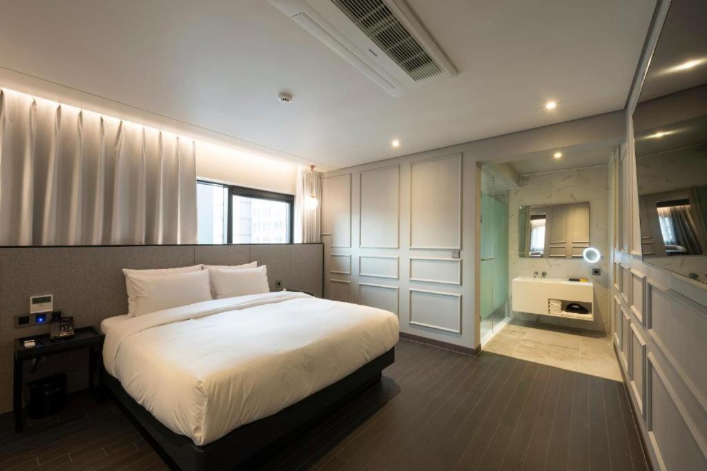 Hound Hotel Yeonsan Busan Ngoại thất bức ảnh