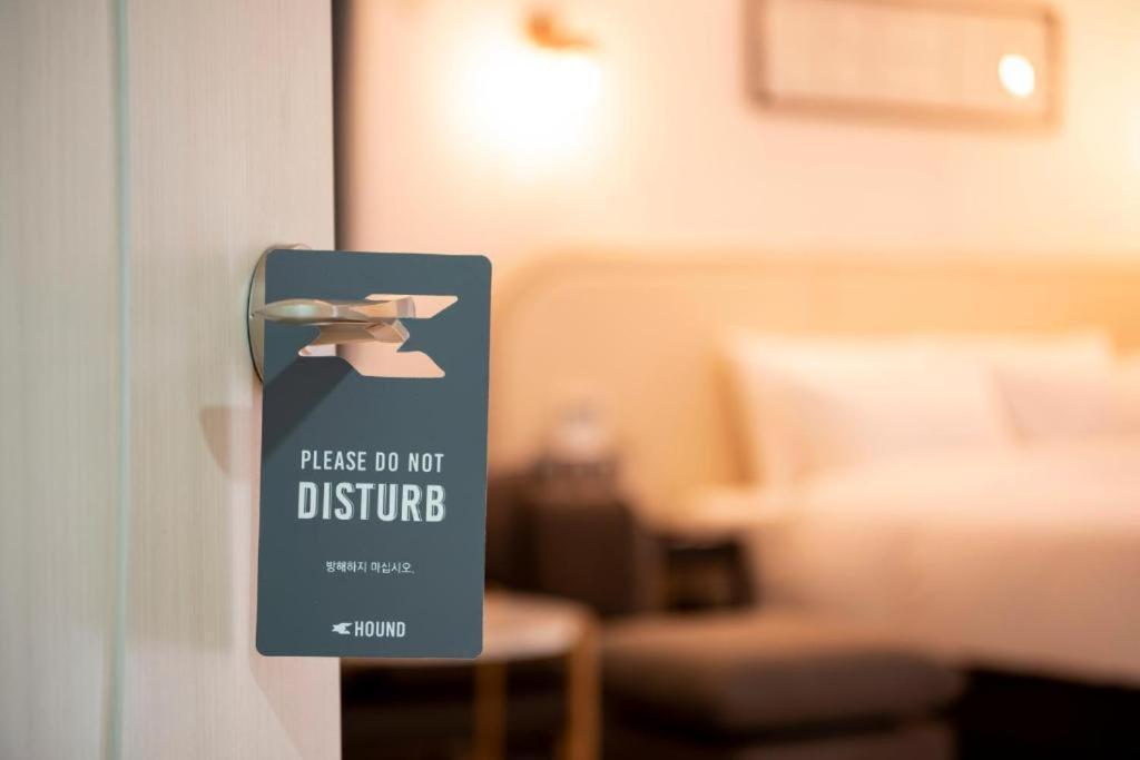 Hound Hotel Yeonsan Busan Ngoại thất bức ảnh