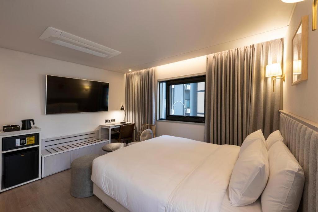 Hound Hotel Yeonsan Busan Ngoại thất bức ảnh