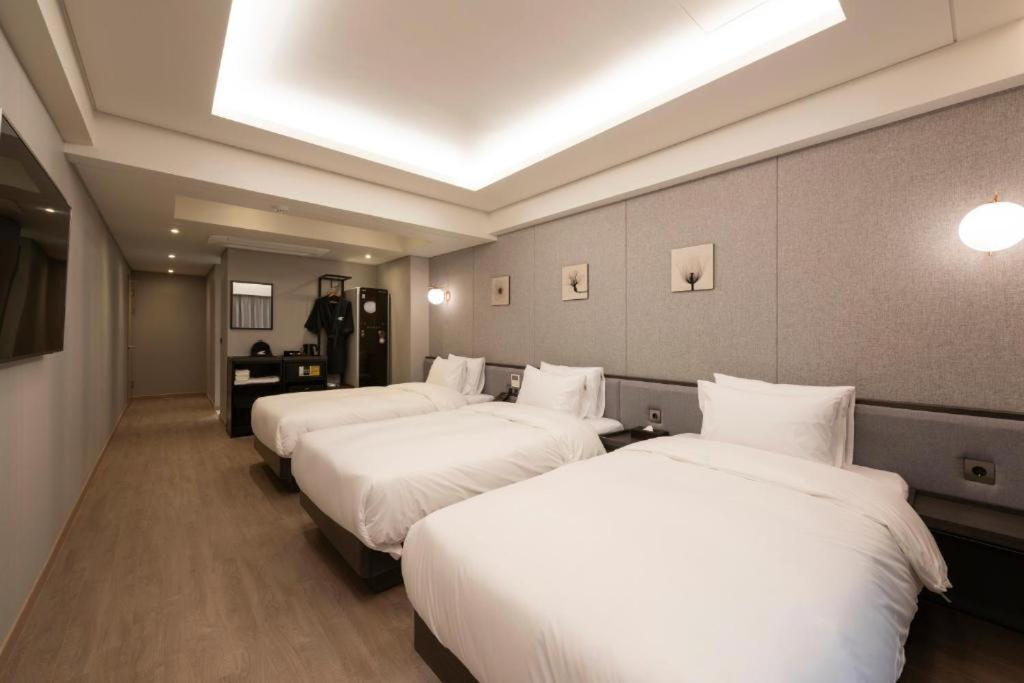 Hound Hotel Yeonsan Busan Ngoại thất bức ảnh