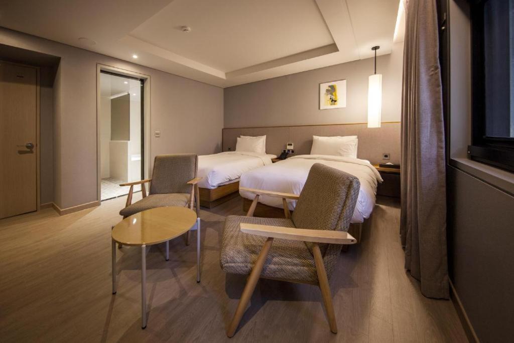 Hound Hotel Yeonsan Busan Ngoại thất bức ảnh